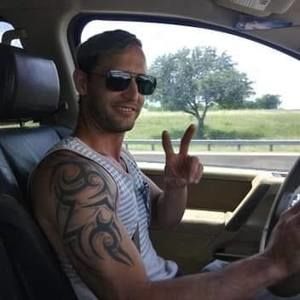 Meet your Posher, Abel